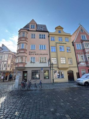 2 Zimmerwohnung in bester Lage am Rathausplatz
