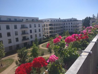 komfortable 3 Zimmer Wohnung mit Südbalkon und Tiefgarage im Quartier Fleur de Berlin
