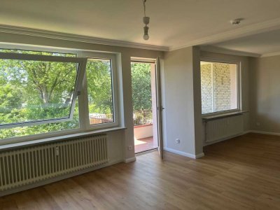 Frisch sanierte, lichtdurchflutete Wohnung in ruhiger Umgebung