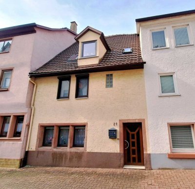 Einfamilienhaus mi viel Potential in sehr ruhiger und naturnaher Lage