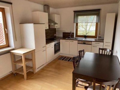 Freundliche 4-Zimmer-Wohnung mit Balkon und EBK in Kirchberg