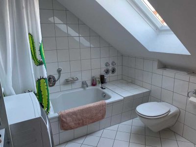 Geschmackvolle 2-Zimmer-Dachgeschosswohnung mit komfort Innenausstattung in Feldkirchen