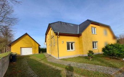 Doppelhaushälfte mit 2 Ferienwohnungen mit Sauna & Stellplätzen zwischen Müritz, Fleesen-&Kölpinsee