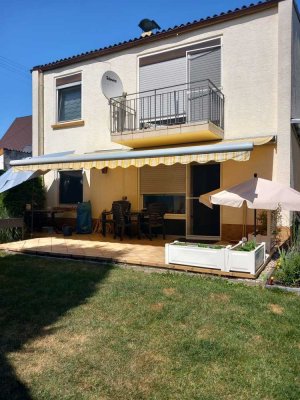 Gepflegtes 5-Zimmer Haus mit Garten, Keller und Garage in Ludwigshafen-Oppau