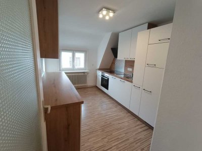 Geschmackvolle 2-Raum-Dachgeschosswohnung mit gehobener Innenausstattung in Villingen-Schwenningen