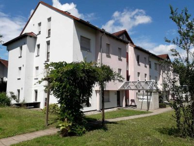 2-ZW in gepflegter Anlage. Balkon, Duschbad, EBK, Granitboden, TG-Platz