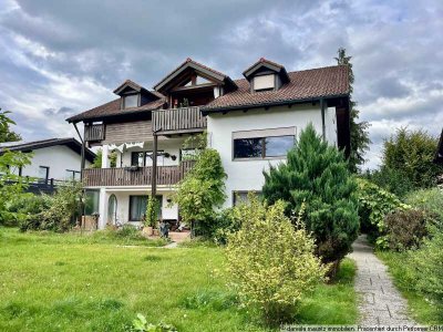 Traumwohnung unter´m Dach mit viel Flair und schönen Balkonen