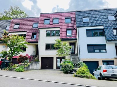 Lichtdurchflutetes Reihenmittelhaus mit Garten, Balkon, Terrasse & Garage in ruhiger Lage