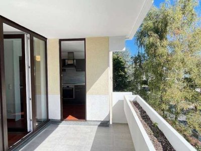 Renovierte 3 Zimmer Wohnung mit TG Stellplatz