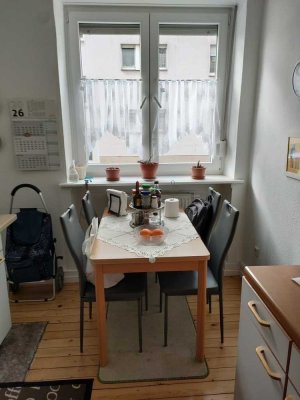 Sonnige ,charmane und gepflegte 1 Zimmerwohnung