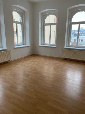 Zentrumsnahes Wohnen mit Einbauküche!