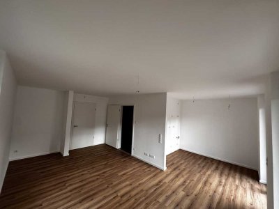 Teilmöbliertes 1 Zimmer Apartment mit Balkon, Küche und Tiefgarage in Herzogenrath bei Aachen