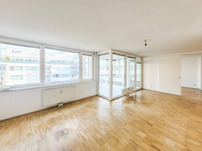 PROVISIONSFREI VOM EIGENTÜMER! INNENHOFLAGE! MONTE LAA! TOLLE 2-ZIMMER WOHNUNG MIT LOGGIA!