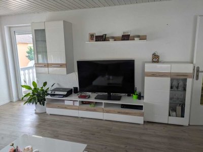Freundliche 4-Zimmer-Wohnung mit Balkon und Einbauküche in Amberg