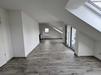 Exklusive 3,5-Zimmer-Wohnung mit Balkon und EBK in traumhafter Lage direkt am Frankfurter Grüngürtel