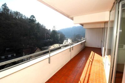 Gut geschnittene 4,5-Zimmer-Wohnung in Eppstein