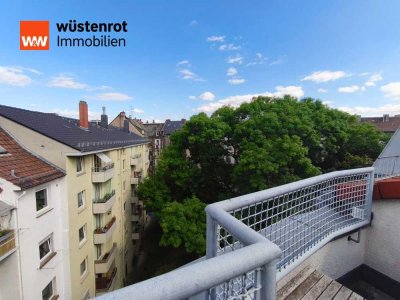 #einzigartige Wohnung unter dem Dach, zwei Ebenen, Empore und Blick über die Dächer von Mainz