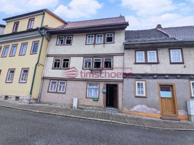 Grundstück mit Entwicklungspotenzial-Sanierungsbedürftiges Reihenmittelhaus in Wasungen zu verkaufen