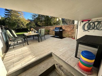 4-Zimmer-Haus mit Küche, zwei Bädern, Keller und Garten