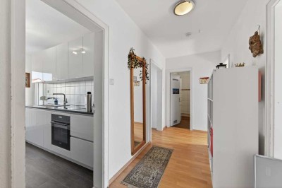 ***Sehr schöne helle 3-Zimmerwohnung+++2-Balkone+++Garage mit Walbox+++