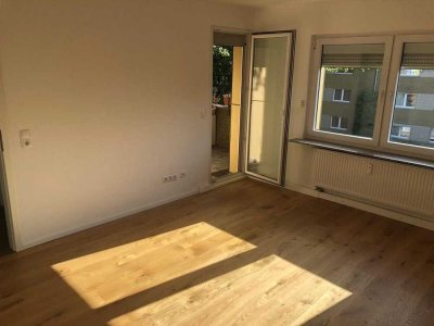Schöne, gut geschnittene Dreizimmerwohnung mit Westbalkon