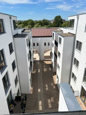 3 Zimmer Wohnung mit Terrasse im historischen Baudenkmal