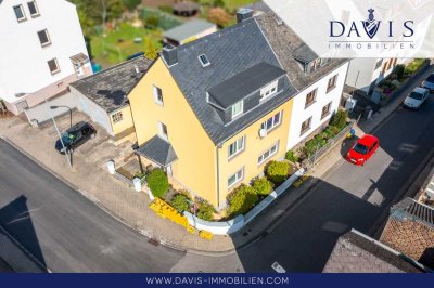 Charmantes Dreifamilienhaus in Koblenz: Vielseitiges Wohnen in historischer Kulisse
