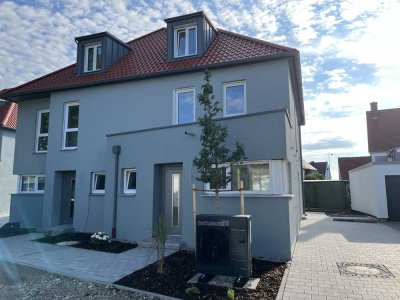 Neubau! Stadthaus mit Garten in bester Lage von Dachau (Haus 4)