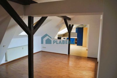 Schöne 2- Zimmer - Dachgeschoßwohnung mit Balkon und guter Aussicht