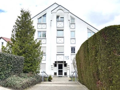 Attraktive 4,5 Zimmer-Maisonette-Wohnung mit EBK, Balkon und PKW-Stellplätze in Niedernhausen