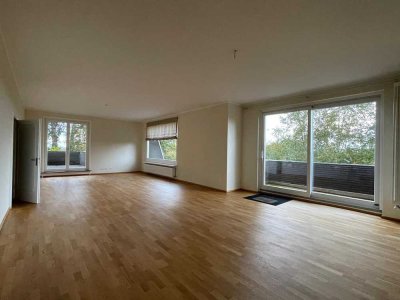 Großzügige 4-Zimmer Wohnung mit Dachterrasse & Balkon in Fuldatal