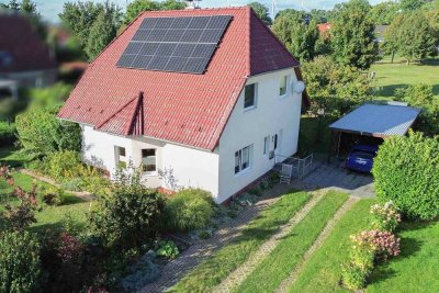 Familienidyll nahe Schwerin: EFH mit schönem Garten, Solaranlage und neuer Heizung