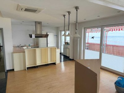 Große Wohnung 144qm mit Terrasse 70qm und Büro 150qm