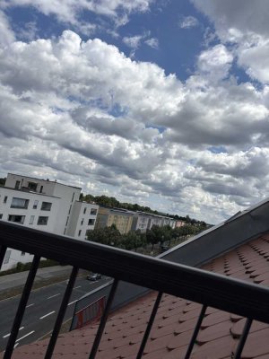 Erstbezug nach Sanierung mit Einbauküche: attraktive 2-Zimmer-Wohnung in Nürnberg
