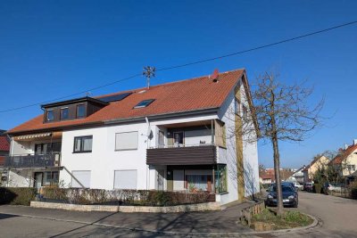 Ideale Kapitalanlage in kleiner Einheit! Vermietete 3-Zimmer-Wohnung mit Pkw-Stellplatz!