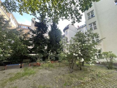 Zentrale Stadtwohnung in Berlin Tempelhof - mit eigenem Stellplatz!