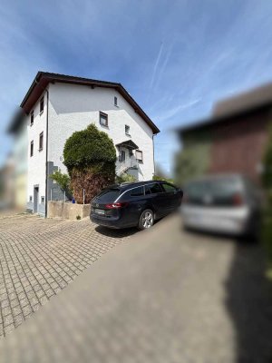 Charmante Doppelhaushälfte mit großem Garten für die ganze Familie