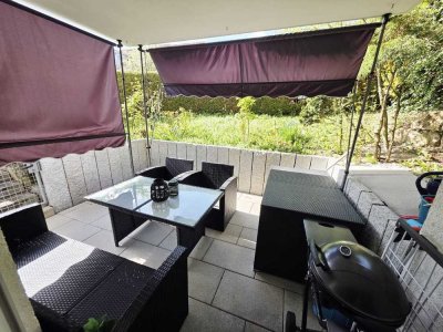 Modernisierte 3-Zi.-Gartenwohnung mit Terrasse und eigenem Garten -- Stuttgart-Feuerbach