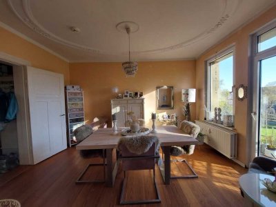 Wunderschöne 3-Zimmer-Wohnung mit Balkon ins Grüne