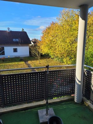 Helle 2-Zimmer-Wohnung mit Südbalkon im 1.OG in Siegenburg