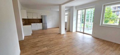 Helle 3-Zi-Wohnung - Großer Balkon - EBK - eig. Gartenzugang - Parkhaus