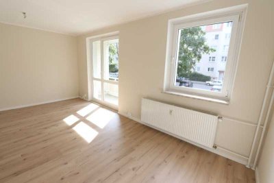 ERSTBEZUG ZUM JAHRESSTART! TOLLE 3-R MIT BALKON!