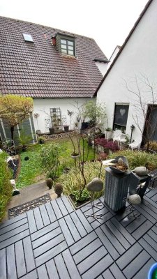 BEZUG SOFORT MÖGLICH !! Schöne und gepflegte3 Zimmer ETW mit Garten in Erkrath Hochdahl