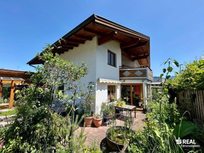 Neuwertiges Einfamilienhaus mit Traumgarten, Pool und Sauna in Vils