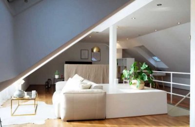 Großzügige 2,5 Zimmer Maisonette Wohnung am Lessigplatz mit Einbauküche und 3 Balkonen