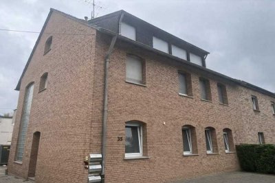 Renovierte 2,5 Zi EG-Wohnung mit EBK und großzügiger Terrasse Bonn-Dransdorf