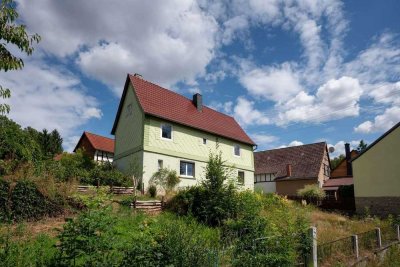 Bauerngehöft mit Nebengelass in den Tälerdörfern