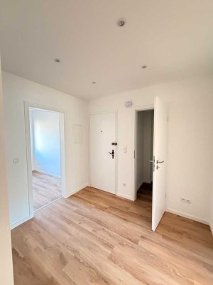 Erstbezug nach Grundsanierung! Helle 3-Zimmerwohnung mit Balkon!