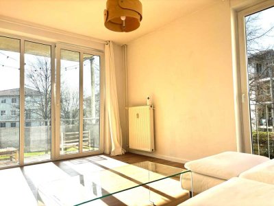 Sehr schöne geräumige 2 Zimmer-Etagenwohnung mit Balkon