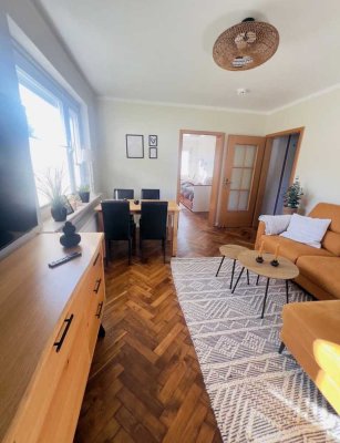Ruhige 2-Zimmer Wohnung mit eigenem Garten & Stellplatz